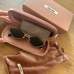 NEW Miu Miu 56ZS Gold Sunglasses – Dark Grey Lenses